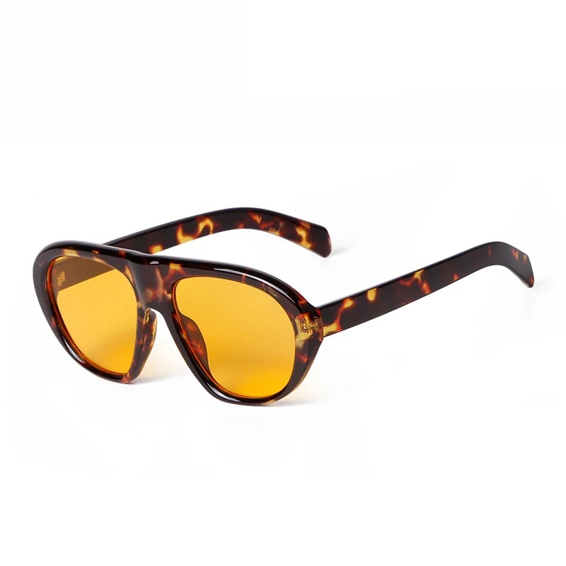 Lunettes de soleil ZXIAC surdi - Streetwear Brand Photoshoot avis et prix