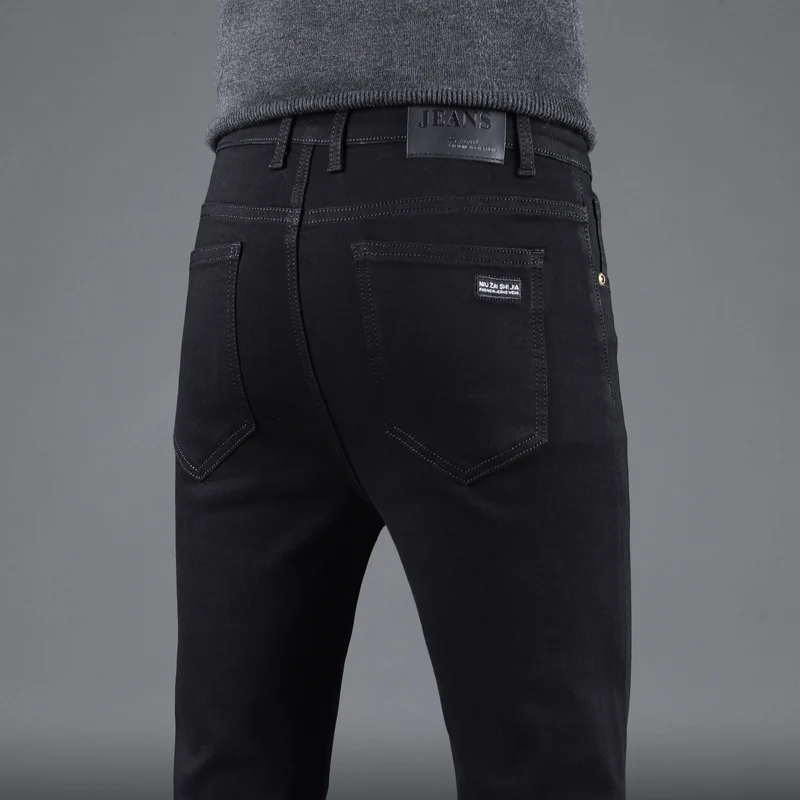 Jean Slim noir pur pour hommes - Levis Jeans 501 avis et prix
